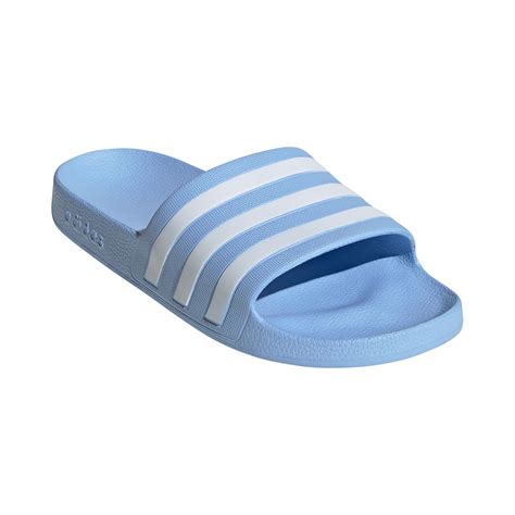 adidas badslippers lichtblauw